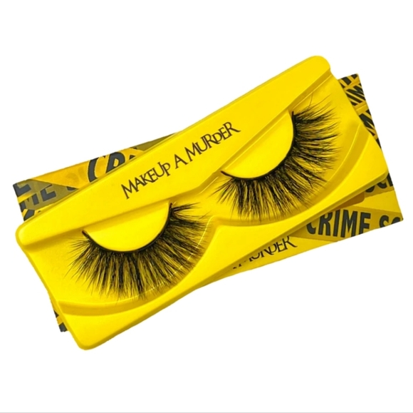 Makeup A Murder Evidence Marker 4 Eyelashes - Picture 1 of 8